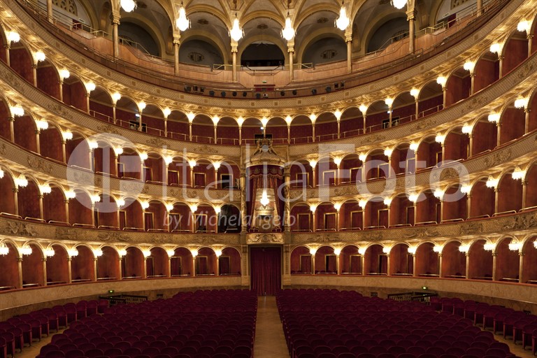 Opernhaus - Rom