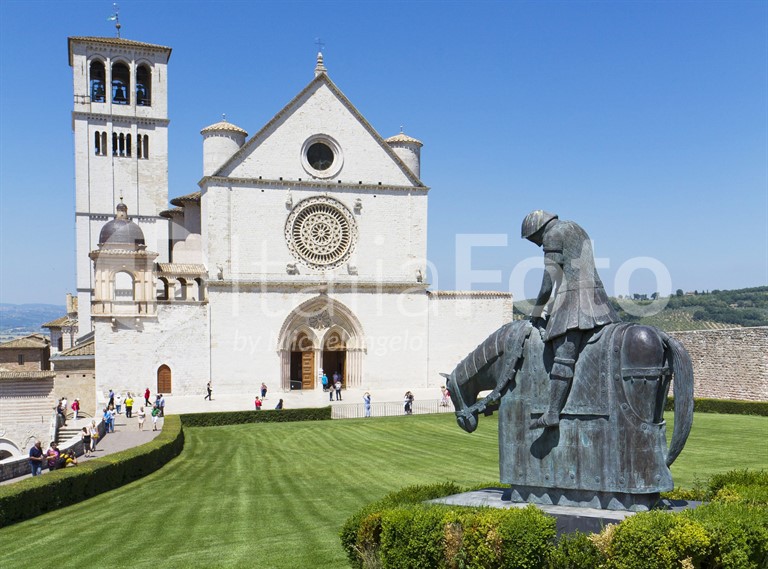 Umbrien-Assisi-Basilica St Francesco