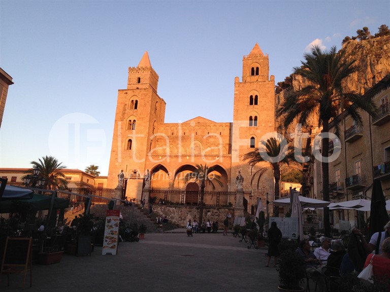 Sizilien-Cefalù