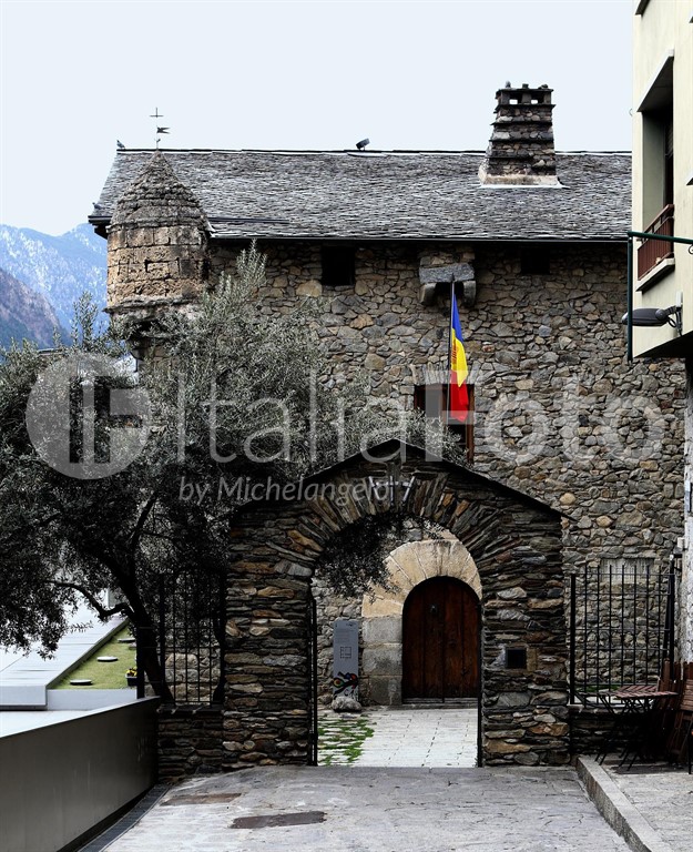 Spanien