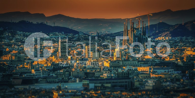 Spanien