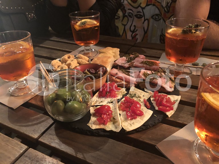 GUSTO (Marken - Abruzzen - Molise)