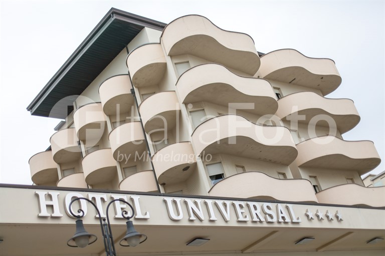 Universal - Cervia