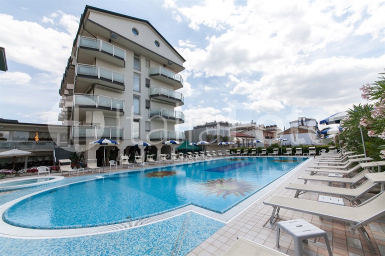 Universal - Cervia