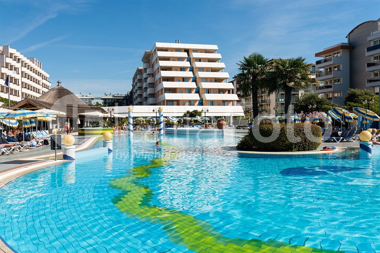 Aparthotel Holiday - Bibione