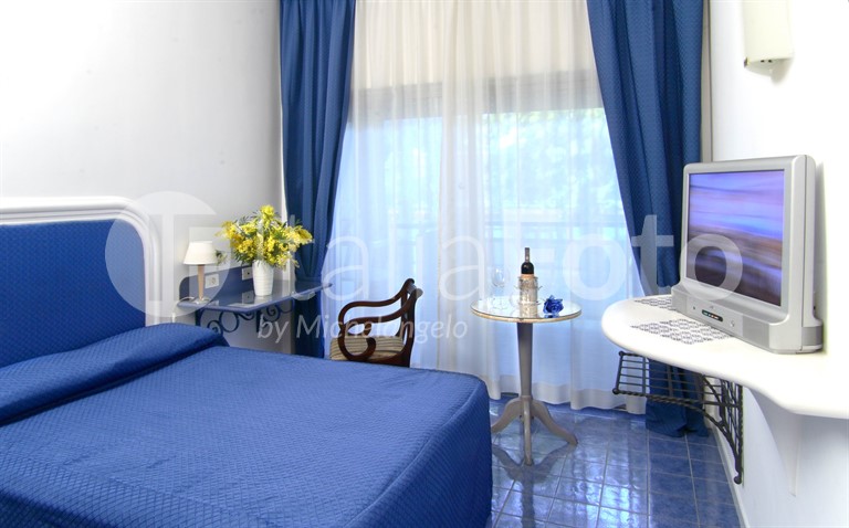 Shangri La' - Rome
