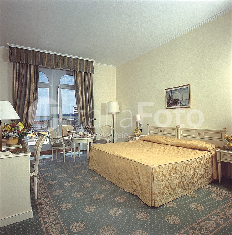 Savoy Palace - Gardone Riviera