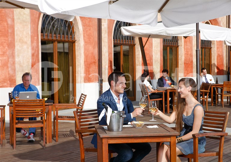  Dell'Agenzia - Pollenzo