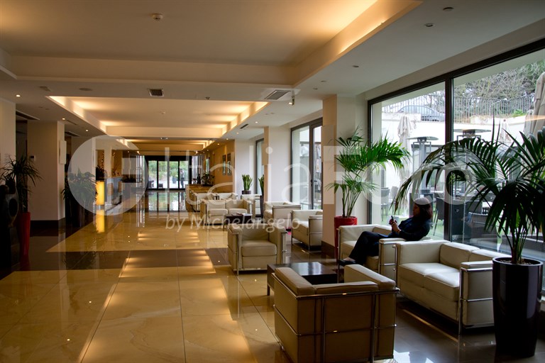 Cardinal Hotel St